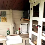 Unique Tiny House Near 3 Peaks - The Zedshed 公寓 Bentham